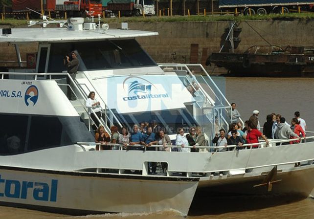 Paseos náuticos: vuelve a prestar servicios el Catamarán Costa Litoral