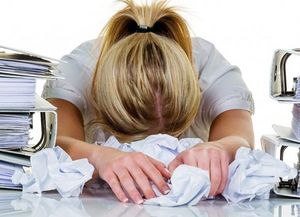 Revelan que trabajar muchas horas eleva el riesgo de embolia