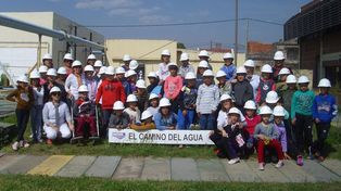 La planta potabilizadora Santa Fe recibió  la visita de escuelas del interior de la provincia