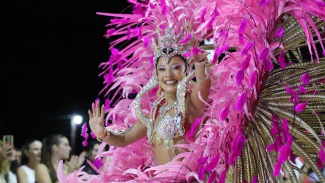 Entre Ríos impulsa el verano con fiestas