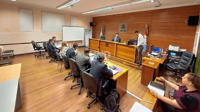 Espionaje ilegal: Sain y los otros acusados seguirán el proceso en libertad por acuerdo entre las partes