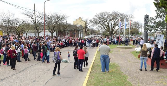 Concepción del Uruguay inauguró un monumento a las Abuelas y Madres