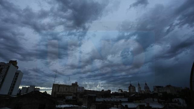 Se renovó el alerta por tormentas fuertes para la provincia