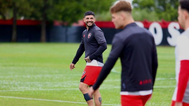 Éver Banega elevó su rendimiento y se convirtió en otra pieza clave del equipo del Ogro Fabbiani.