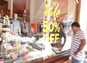 El consumo en los hogares argentinos volvió a caer en septiembre