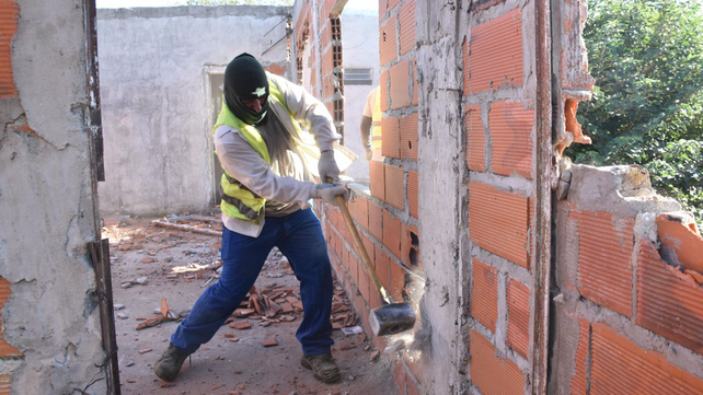 Este miércoles se desarrolló el derribo de dos búnkeres en zona sudoeste.