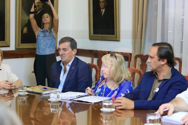 Con pocos cambios la paritaria docente pasó a cuarto intermedio para el 7 de marzo