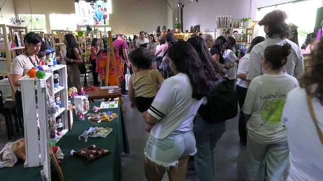 La cuarta&nbsp; edición de la Feria Diseña Paraná: Me atravesaba un río se desarrolla hasta el domingo 23