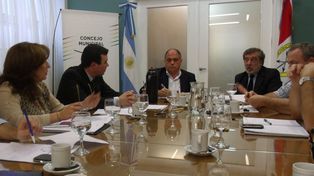 Duro cruce en el Concejo por la función de Chemes en el Puerto