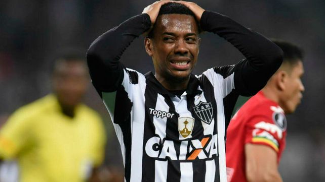 Condenan a Robinho a nueve años de prisión por violencia sexual