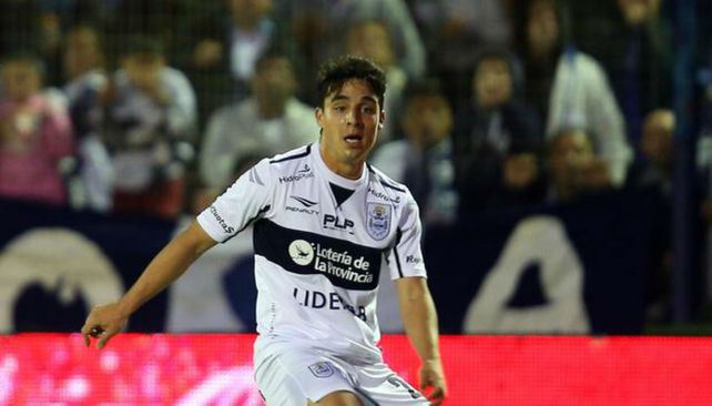 Ex lepra. El volante Lorenzo Faravelli jugó 18 partidos en Gimnasia