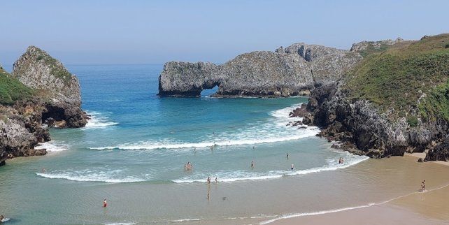 Un argentino de 43 años murió ahogado en una playa española