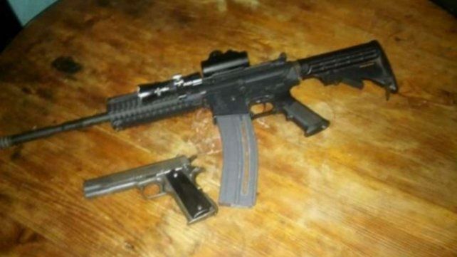 Foto de una de las armas, una 