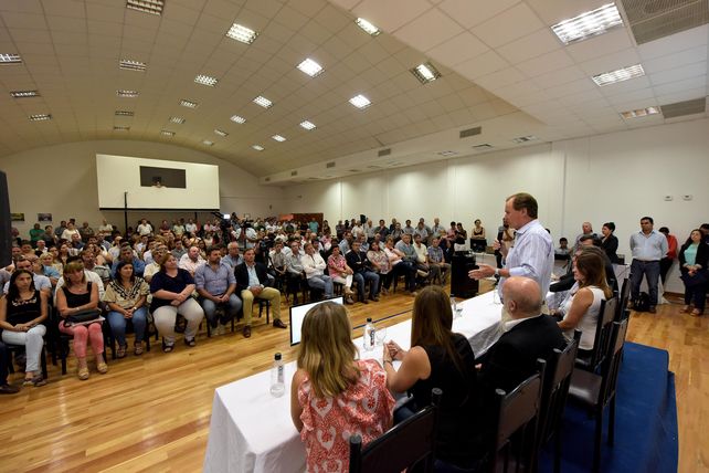 Bordet.&nbsp; Habló de la estricta justicia del plan y reivindicó su pertenencia al justicialismo: Estamos aquí y no nos movimos un centímetro