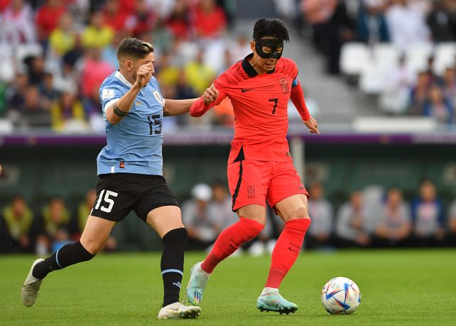 Uruguay estuvo más cerca pero no pudo en su debut ante Corea del Sur