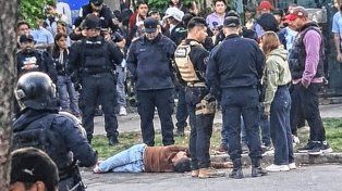 Violento episodio en el barrio Anacleto Medina con dos heridos