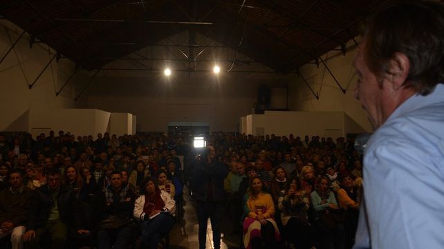 A sala llena. Varisco realizó un repaso de lo hecho