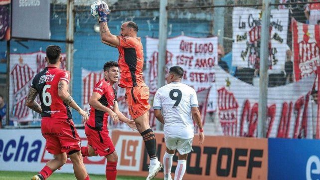 El minuto a minuto del partido entre Colón y San Martín (T)