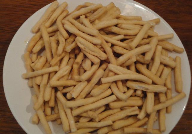 La Assal prohibió una marca de palitos salados sabor pizza