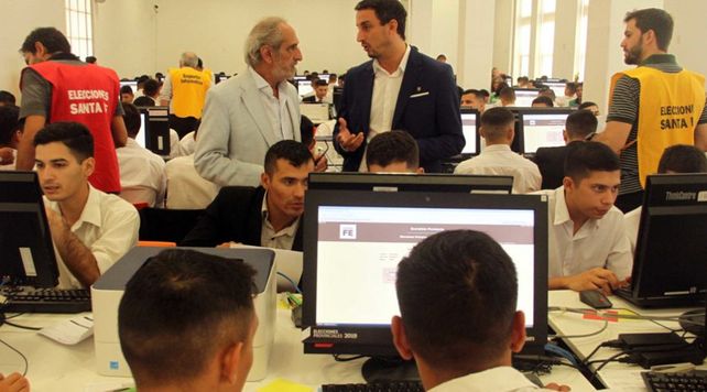 {altText(ELECCIONES-SIMULACRO-4-933×517,