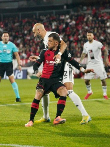 Newells fue mejor que Riestra y cortó la mala racha en Rosario