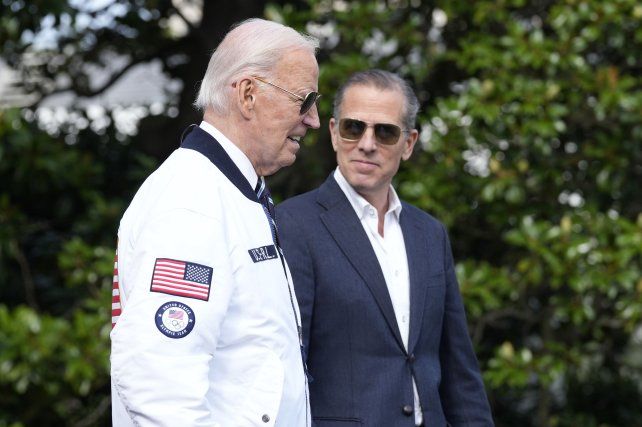 Joe Biden y su hijo Hunter.