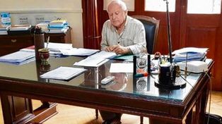 Lifschitz insiste en que es posible romper la polarización