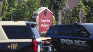 Al menos 2 muertos y 6 heridos en un tiroteo en la Universidad Estatal de Florida