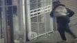 detuvieron al rompevidrieras en pleno centro: lo identificaron por las camaras