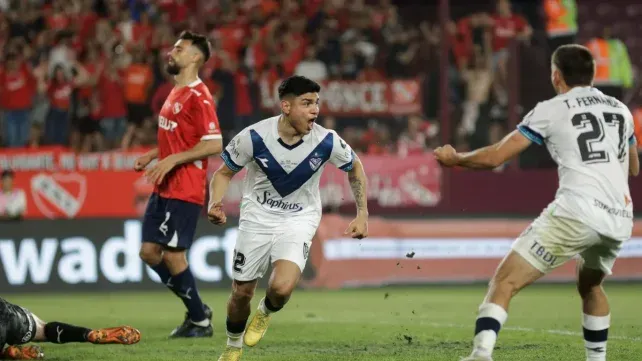 Vélez da pelea en todos los frentes en los que participa.