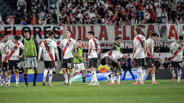 River Plate en su hora más crítica: ¿puede un triunfo ante Racing cambiarlo todo?