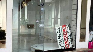 El comercio resiste la recesión: traslados a la periferia y empleados de media jornada