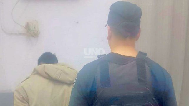 El hombre detenido esta madrugada El hombre detenido esta madrugada