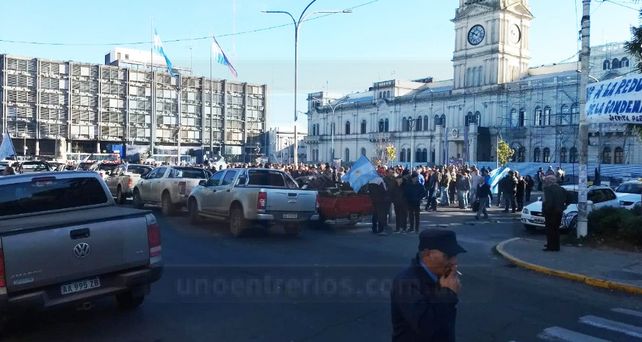 Productores agropecuarios amenazan con vaciar las escuelas rurales para no perder hectáreas productivas