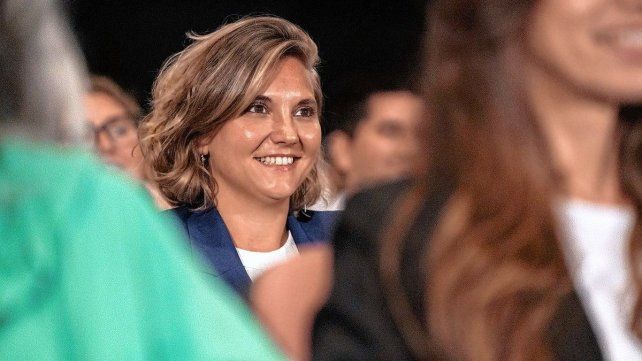 Stefanía Cora será la encargada de ocupar la banca de Edgardo Kueider en la Cámara Alta.