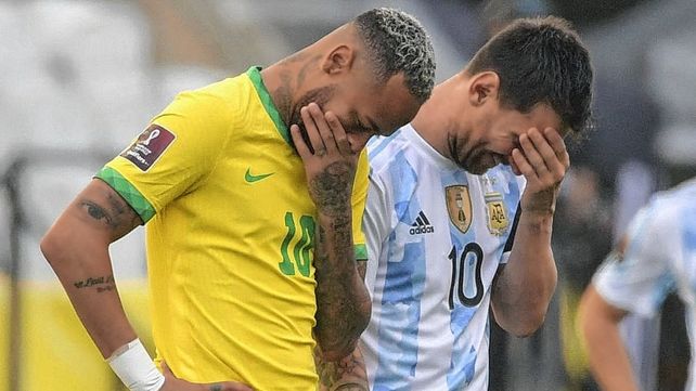 El partido suspendido entre Argentina y Brasil se reanudará en junio en campo neutral.