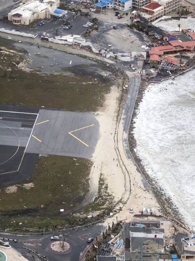 Huracán Irma: jubilados de Santa Cruz varados en Sain Martin desde el miércoles