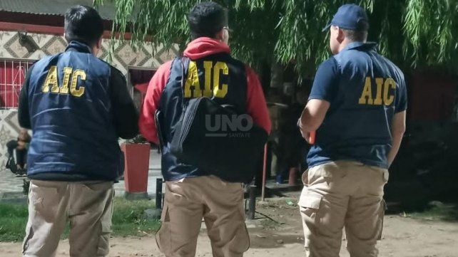 Rosario: hubo tres detenidos por balaceras y extorsiones en distintos barrios