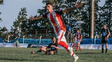 Un futbolista santafesino de 22 años sufrió un ACV y está internado en terapia intensiva