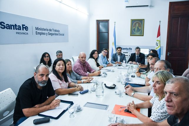 Los gremios docentes recibieron la propuesta este martes.