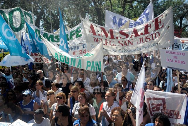 Amplia mayoría para la aceptación docente a la oferta salarial del gobierno en toda la Provincia