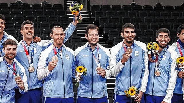 De Cecco: Guardé la medalla porque tengo miedo de rayarla