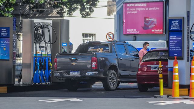 Trabajadores en un viernes de cuarentena / Fotos Juan Manuel Hernández
