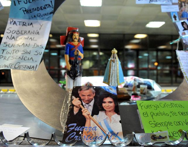 Los gestos de solidaridad y buenos deseos por la operación de la presidenta.