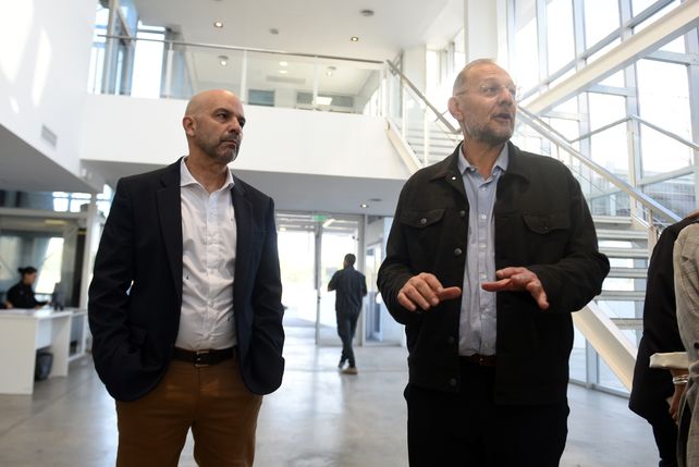 Los ministros Brilloni (Seguridad) y Corach (Gestión Pública) recibirán a los representantes de los precandidatos a gobernador.