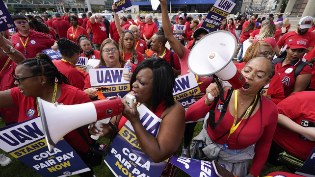 Un piquete de la UAW en Detroit. El sindicato está en pie de guerra por la renovación del convenio.