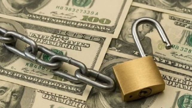 Las redes estallaron con el fin del cepo al dólar