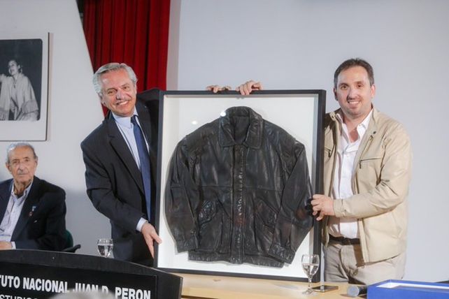 Alberto Fernández homenajeó la marcha por Paz, Pan y Trabajo y destacó que el peronismo protege el empleo