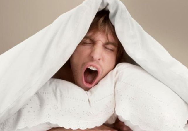 Éstos son los cinco beneficios de dormir del lado izquierdo