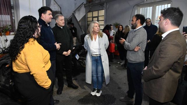 Concejales y Bomberos Voluntarios se reunieron en el Cuartel 27 para firmar un convenio de aporte
